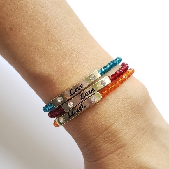 Live, Laugh and Love Set Bracelets NWT - Picture 1 of 5